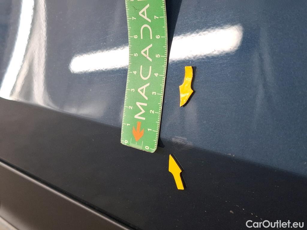  Mercedes  GLB MERCEDES-BENZ  / 2019 / 5P / SUV  200 d AMG Line #21