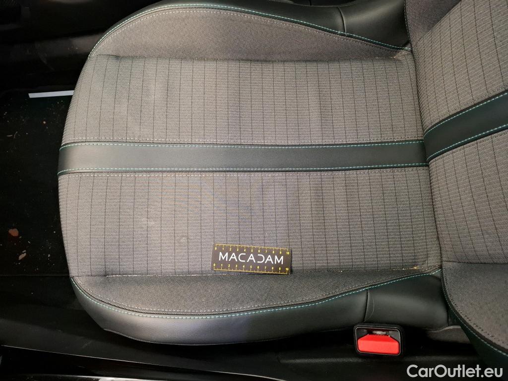  Peugeot  2008  Allure Business 1.5 HDi 130CV BVA8 E6d #10