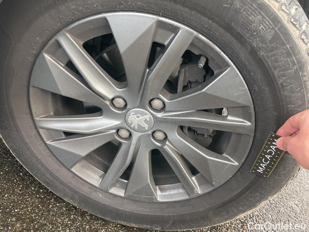  Peugeot  2008  Active Pack 1.5 HDi 110CV BVM6 E6d #11