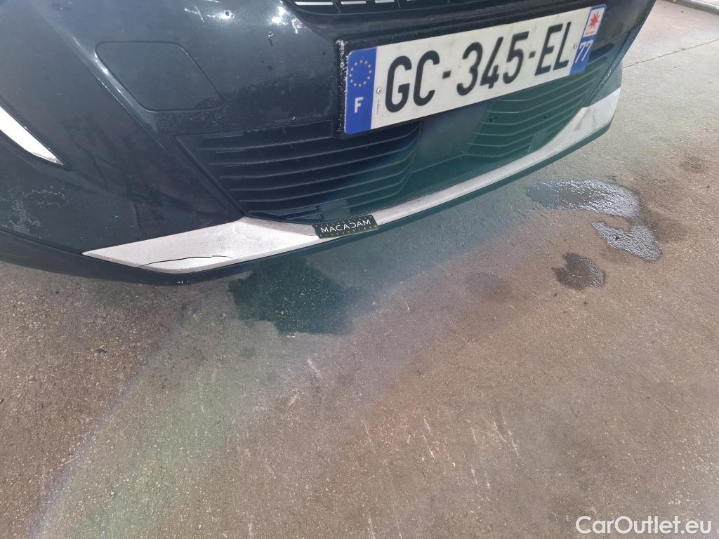  Peugeot  2008  Allure Business 1.5 HDi 130CV BVA8 E6d #1