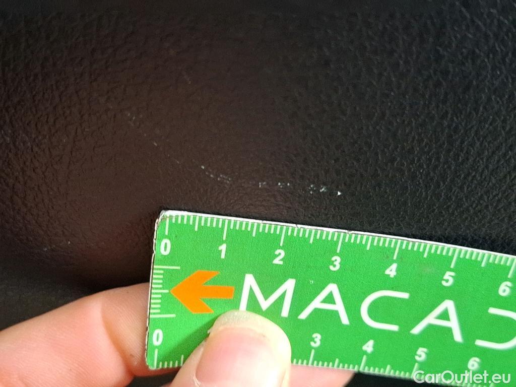  Mercedes  CLA-Klasse MERCEDES-BENZ CLA Shooting Brake / 2019 / 5P / Break CLA 200 d Business Line BA8 #25