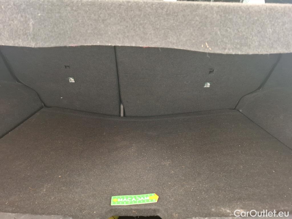  Nissan  Juke NISSAN  / 2019 / 5P / Crossover Hybrid 145 Business+ #16