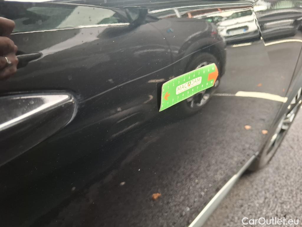  Peugeot  2008  Allure 1.5 HDi 110CV BVM6 E6d #17