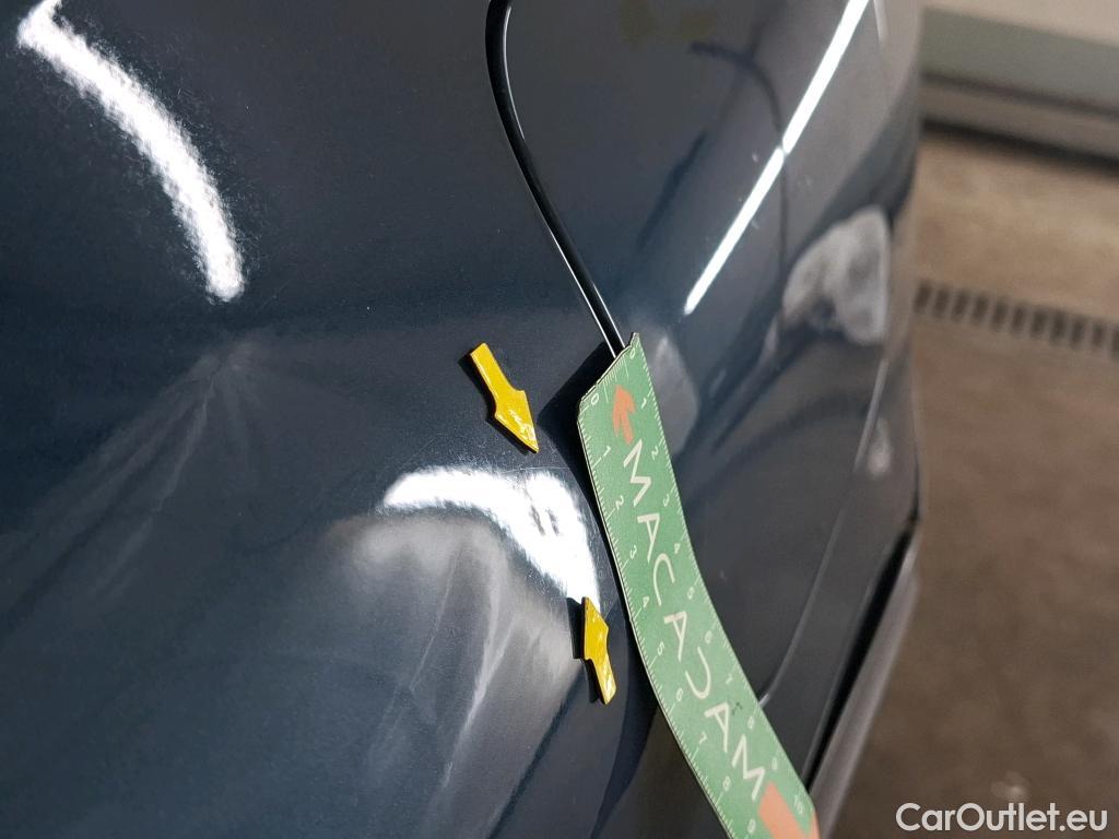  Mercedes  GLB MERCEDES-BENZ  / 2019 / 5P / SUV  200 d AMG Line #23