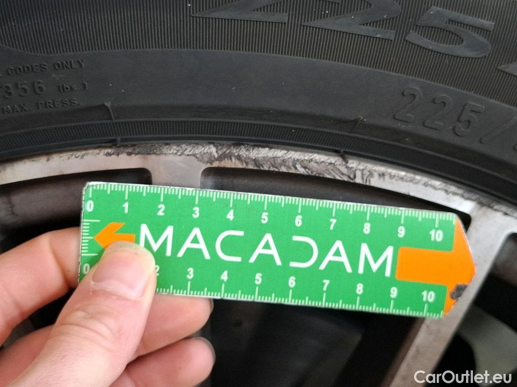  Mercedes  CLA-Klasse MERCEDES-BENZ CLA Shooting Brake / 2019 / 5P / Break CLA 200 d Business Line BA8 #2