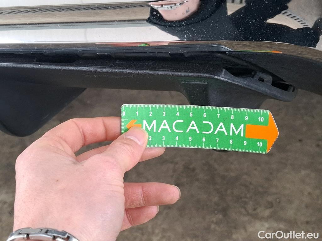  Mercedes  GLB MERCEDES-BENZ  / 2019 / 5P / SUV  200 d AMG Line #37