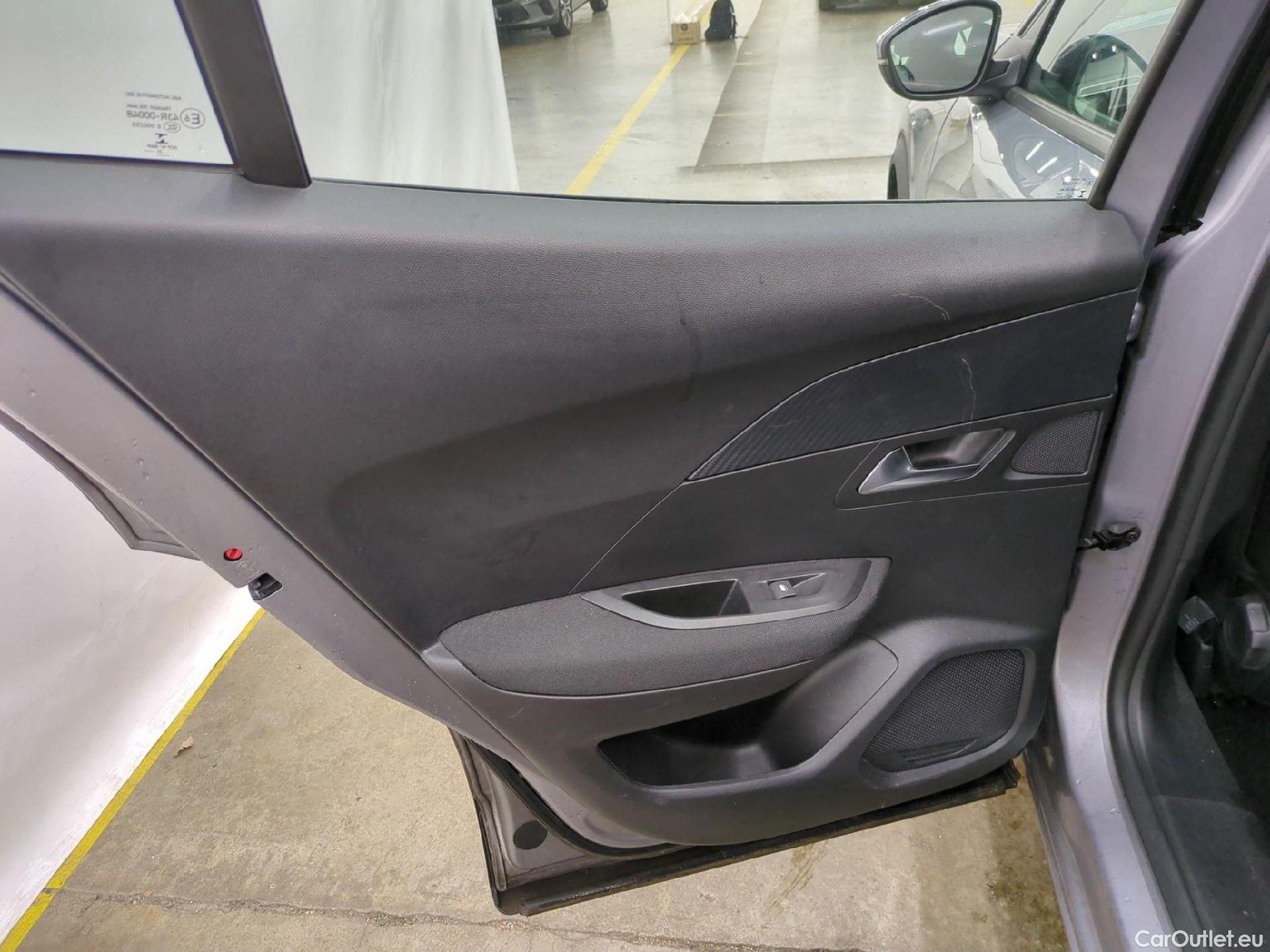  Peugeot  2008  Active Business 1.5 HDi 110CV BVM6 E6d #8