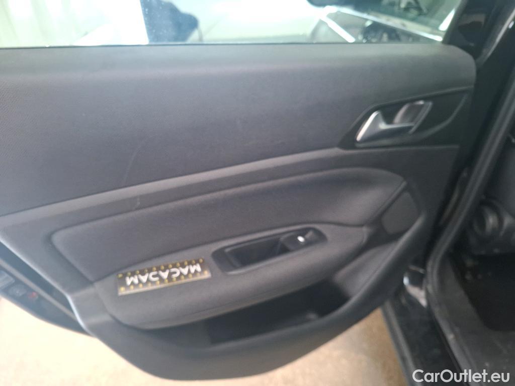  Peugeot  308  Allure Business 1.2 PureTech 130CV BVA8 E6d #64