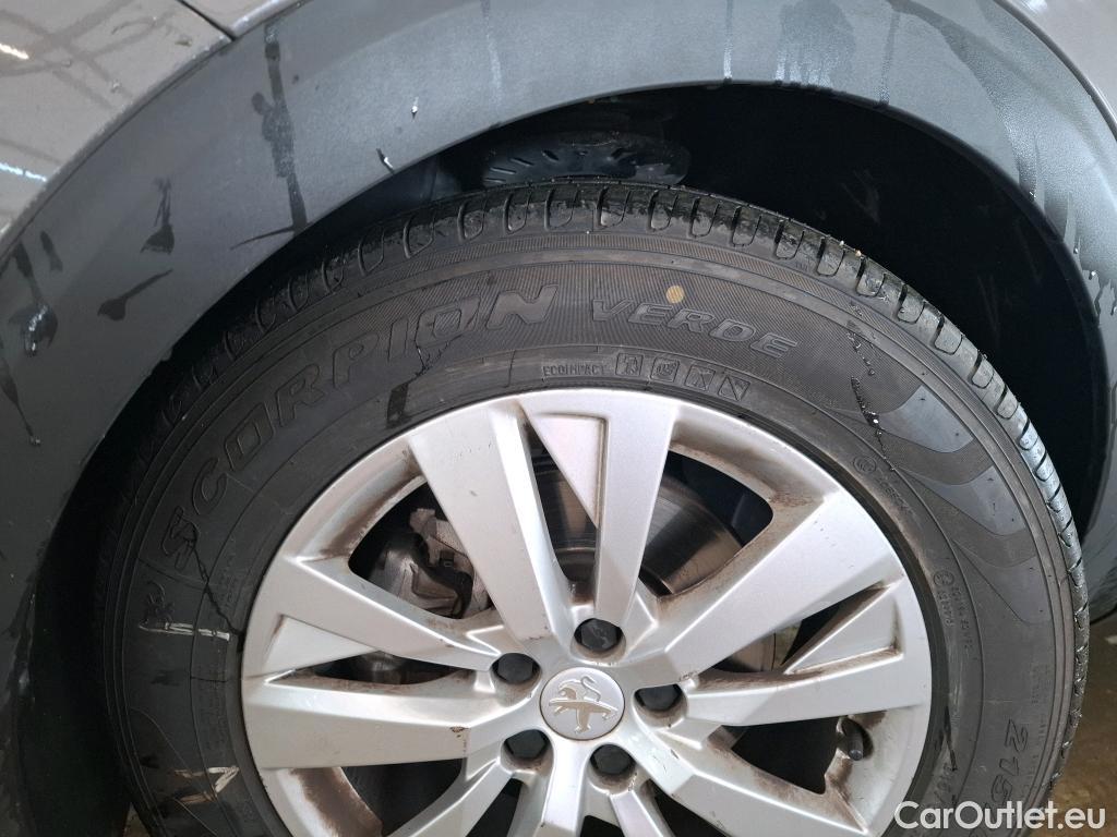  Peugeot  3008  II Active Pack 1.2 PureTech 130CV BVA8 E6d #15