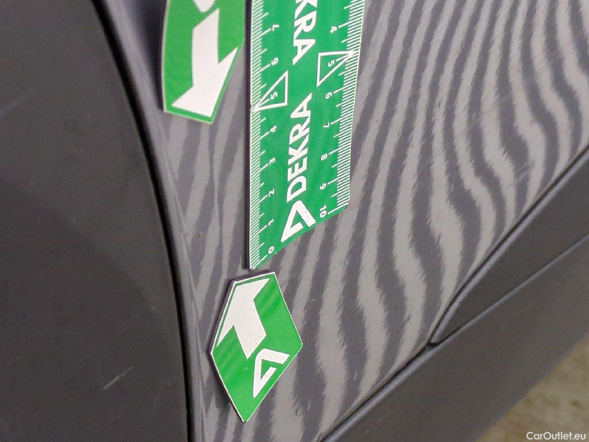  Peugeot  2008  Active Business 1.5 HDi 110CV BVM6 E6d #17