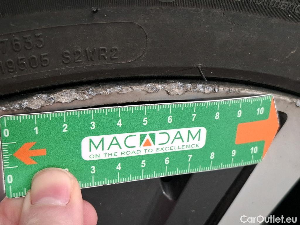  Peugeot  208  GT 1.5 HDi 100CV BVM6 E6d #8