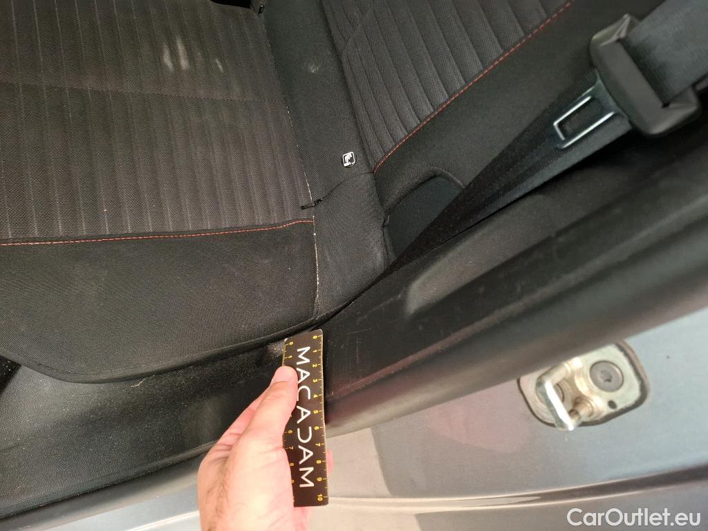  Peugeot  208  Active Business 1.5 HDi 100CV BVM6 E6d #38