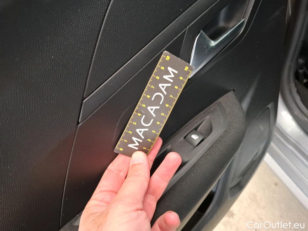  Peugeot  208  Active Business 1.5 HDi 100CV BVM6 E6d #43