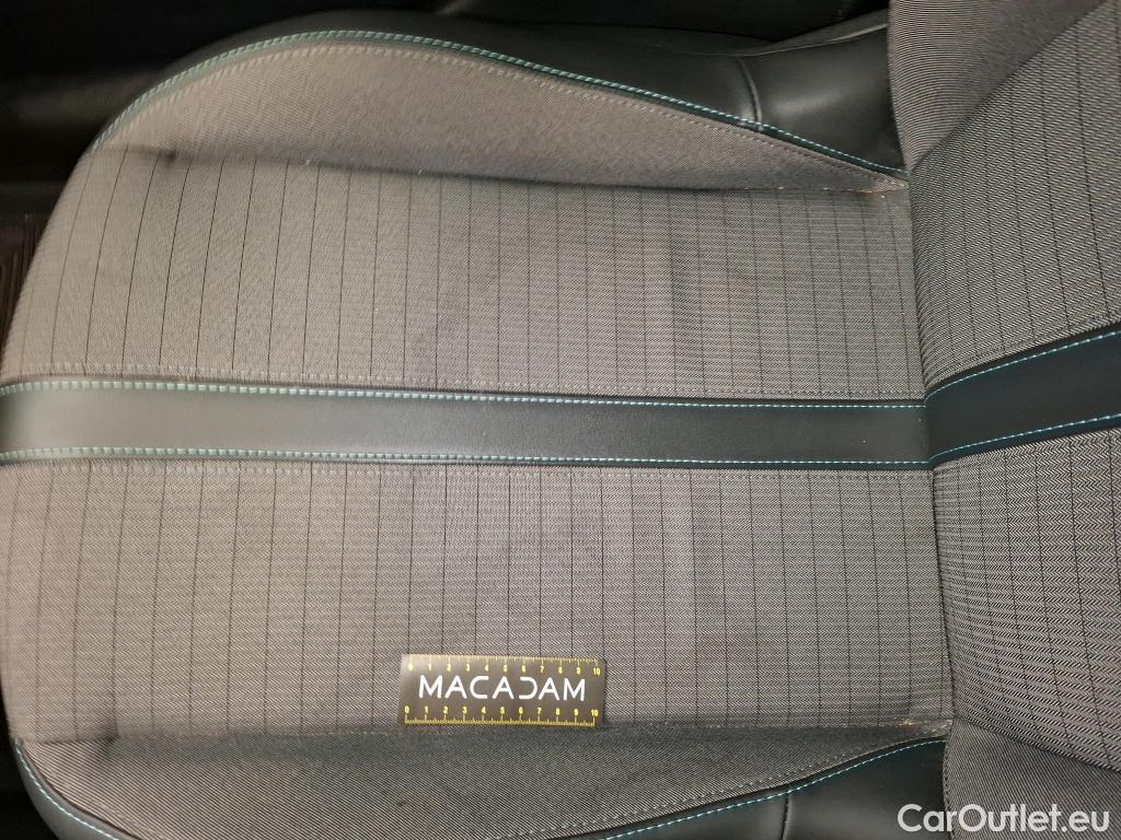  Peugeot  208  Allure Business 1.2 PureTech 100CV BVA8 E6d #18