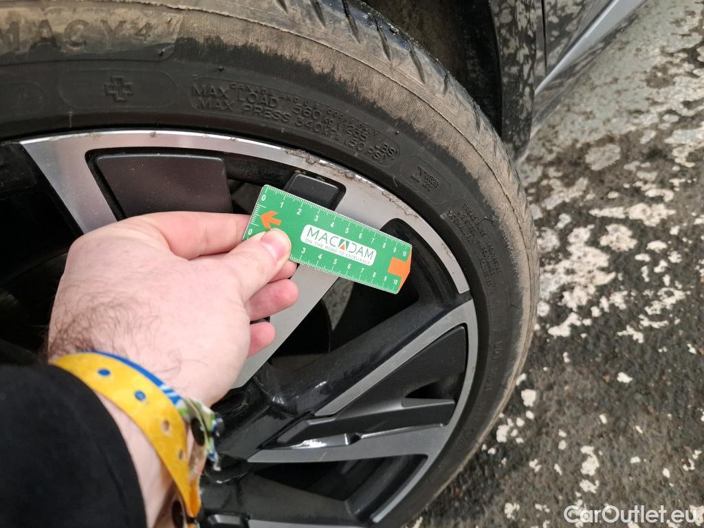  Peugeot  208  GT 1.5 HDi 100CV BVM6 E6d #26