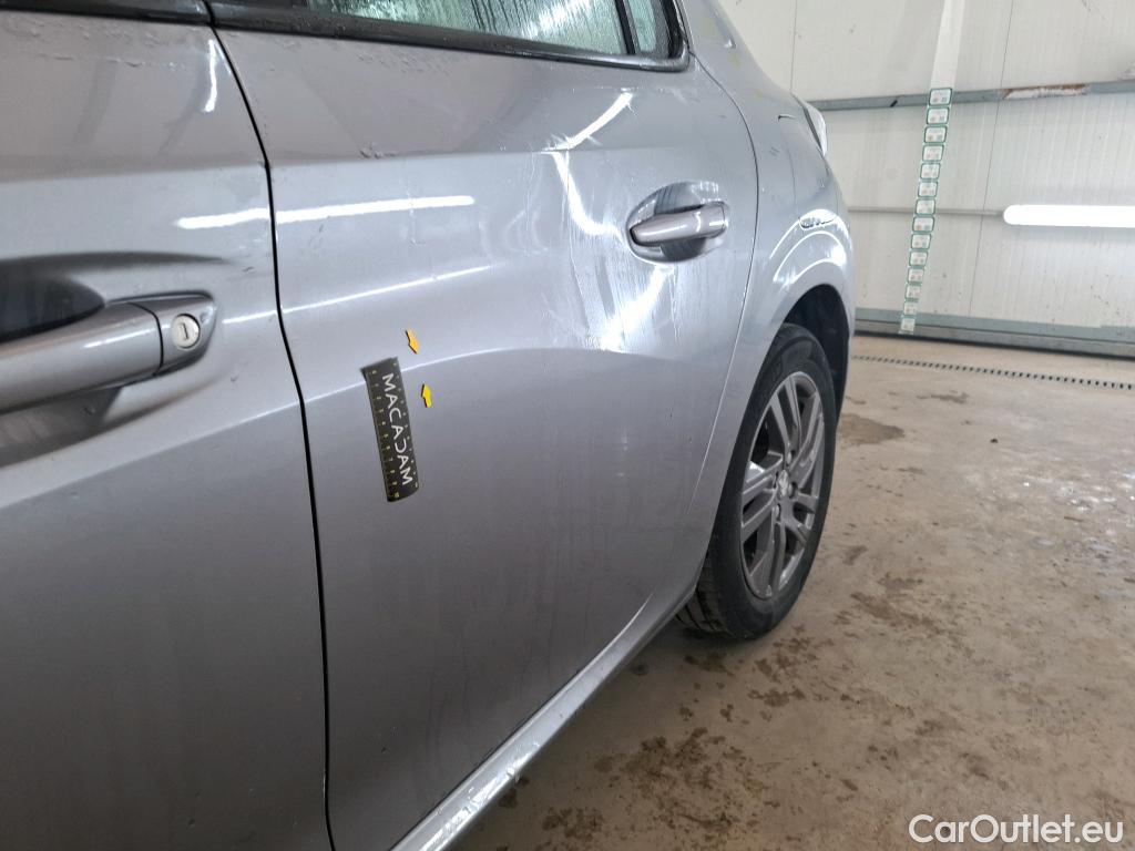  Peugeot  208  Active Business 1.5 HDi 100CV BVM6 E6d #29