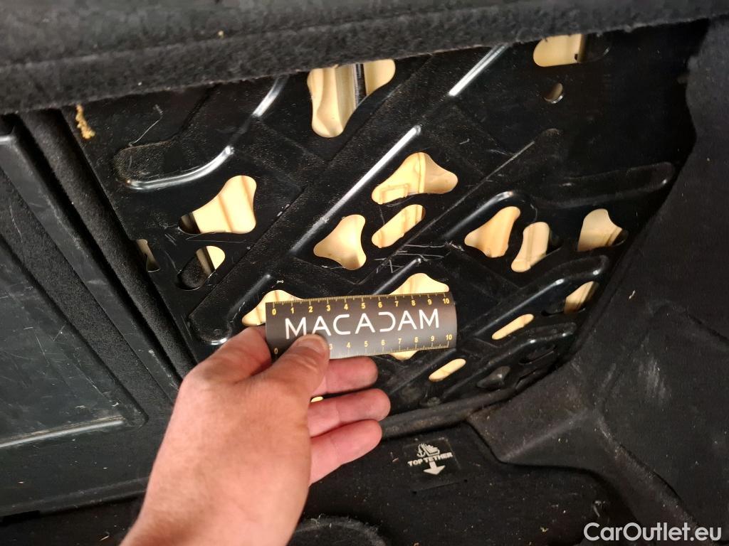  Peugeot  308  Allure 1.2 PureTech 130CV BVA8 E6d #60