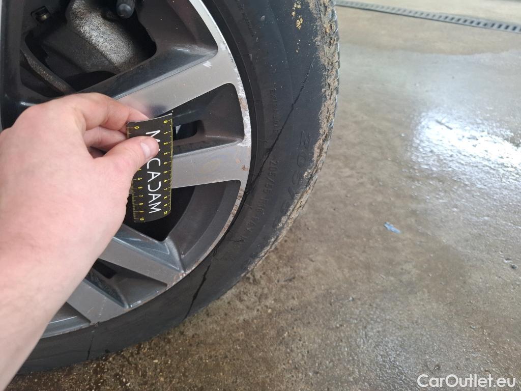  Peugeot  308  Allure Business 1.2 PureTech 130CV BVA8 E6d #48