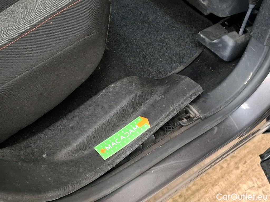  Peugeot  3008  II Active Pack 1.2 PureTech 130CV BVA8 E6d #22