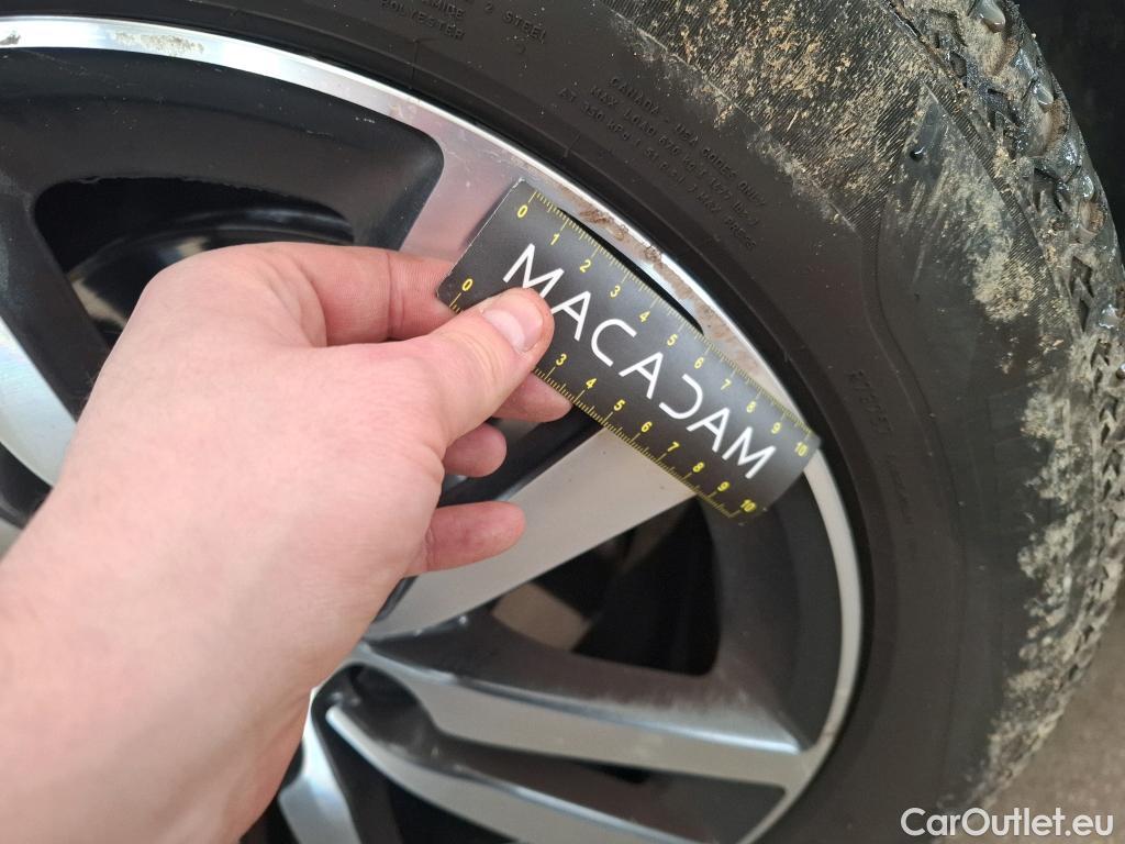  Peugeot  308  Allure Business 1.2 PureTech 130CV BVA8 E6d #40