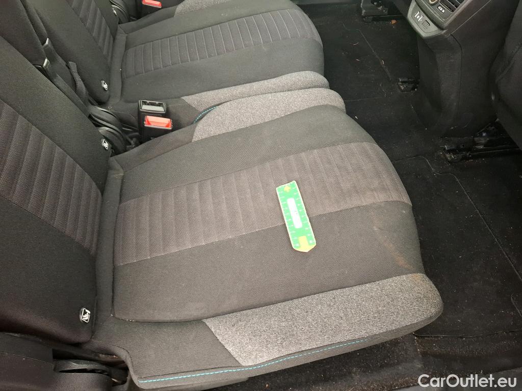  Peugeot  5008  Active Pack 1.2 PureTech 130CV BVM6 7 Sieges E6d #22