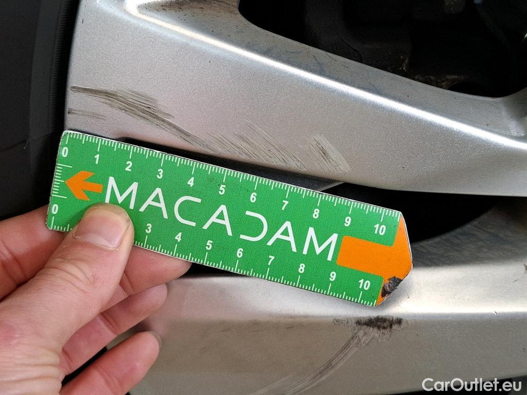  Peugeot  5008  Active Business 1.2 PureTech 130CV BVM6 7 Sieges E6 #25