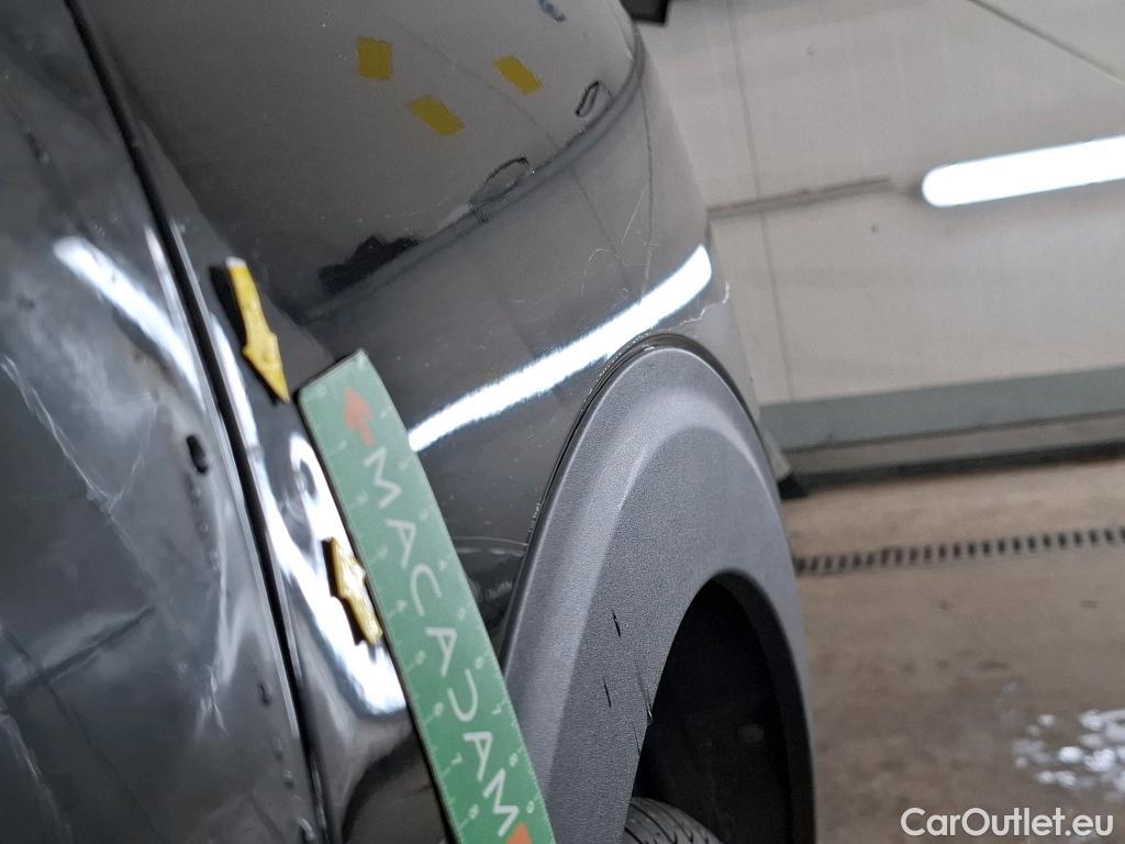  Peugeot  5008  Active Business 1.2 PureTech 130CV BVM6 7 Sieges E6 #49