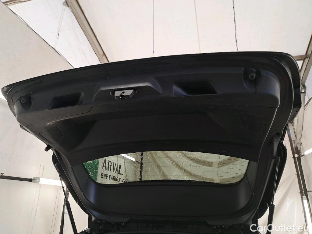  Peugeot  308  SW GT 2.0 HDi 180CV BVA8 E6d #39