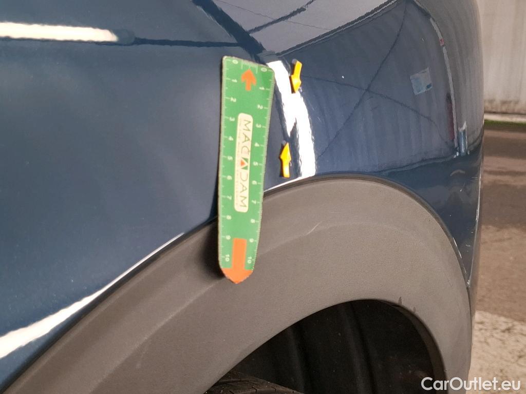  Peugeot  5008  Active Pack 1.2 PureTech 130CV BVM6 7 Sieges E6d #4