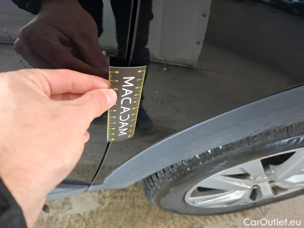  Peugeot  5008  Active Business 1.5 HDi 130CV BVA8 E6d #41