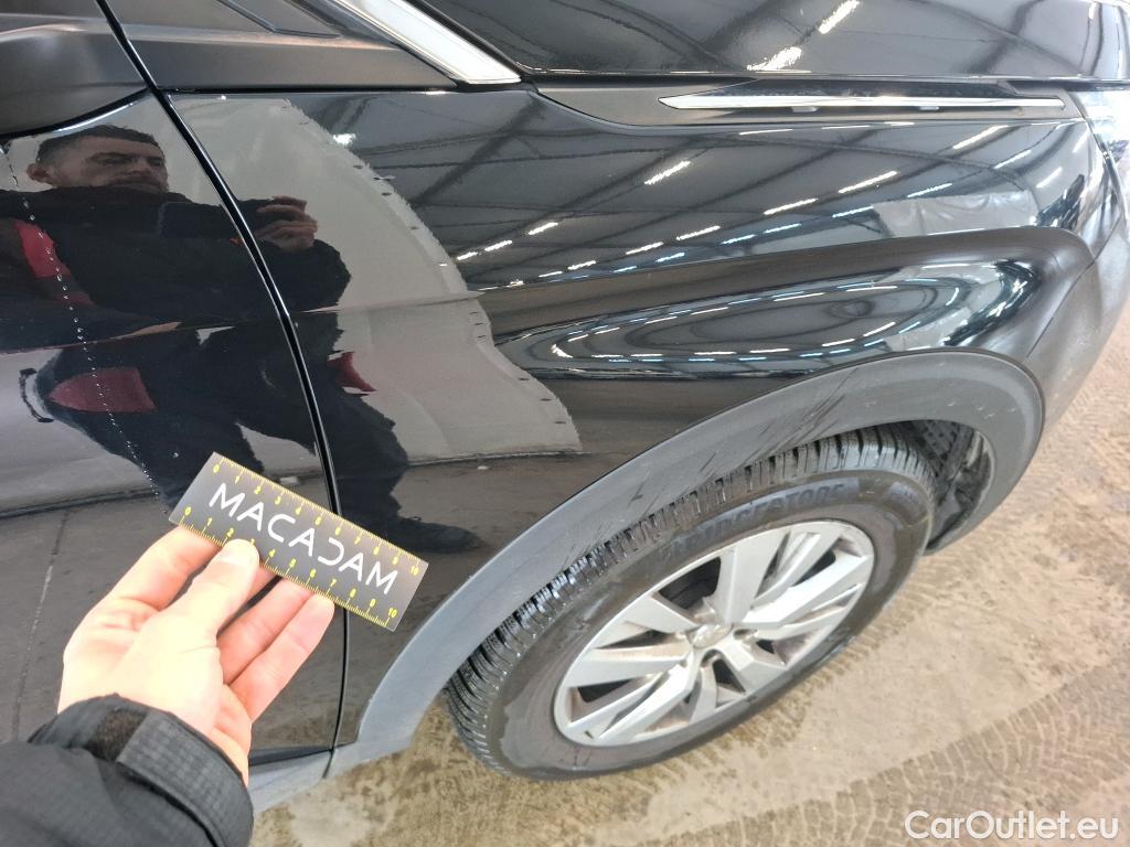  Peugeot  5008  Active Business 1.5 HDi 130CV BVA8 E6d #40