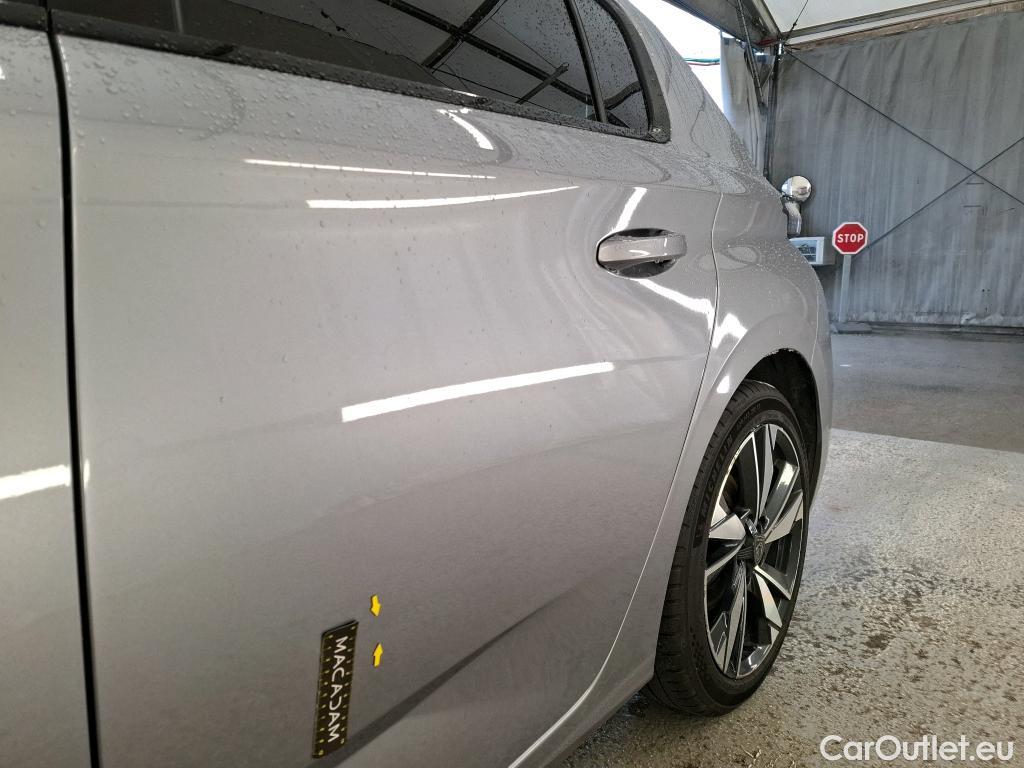  Peugeot  308  Allure 1.5 HDi 130CV BVA8 E6d #31