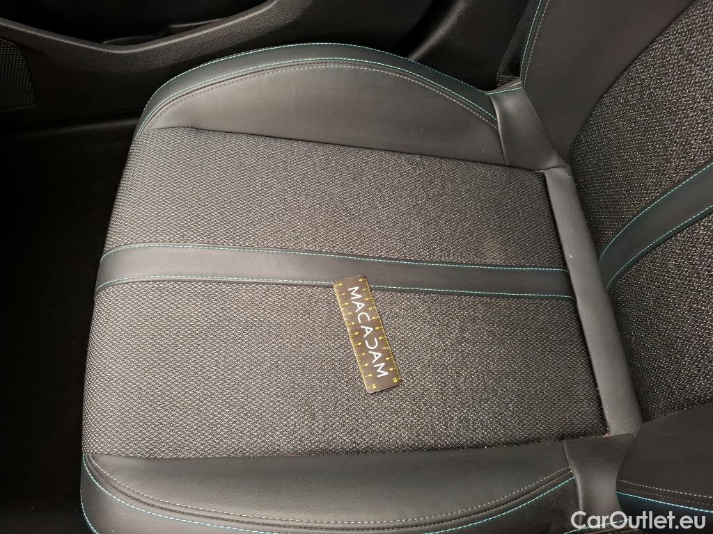  Peugeot  308  Allure 1.5 HDi 130CV BVA8 E6d #37