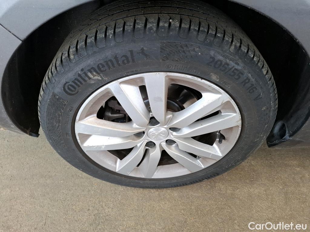  Peugeot  308 PEUGEOT  SW / 2017 / 5P / Break BlueHDi 130 EAT8 S&S ACTIVE BUSINESS #13