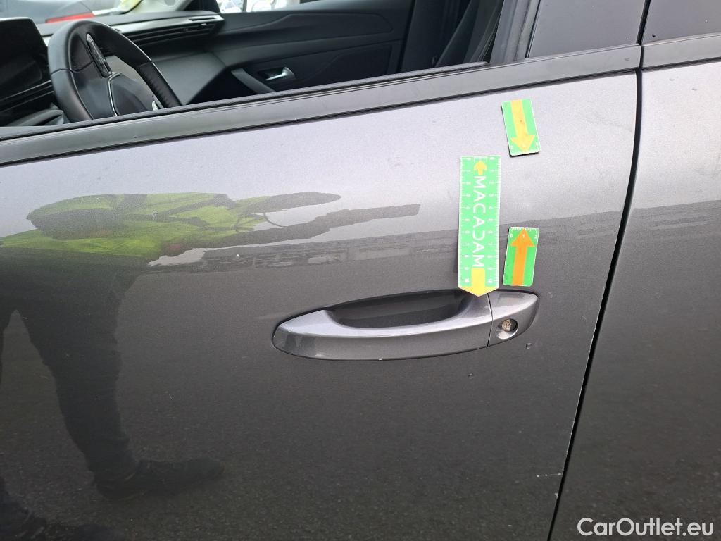  Peugeot  308 PEUGEOT  SW / 2021 / 5P / Break BlueHDi 130 ACTIVE PACK #3