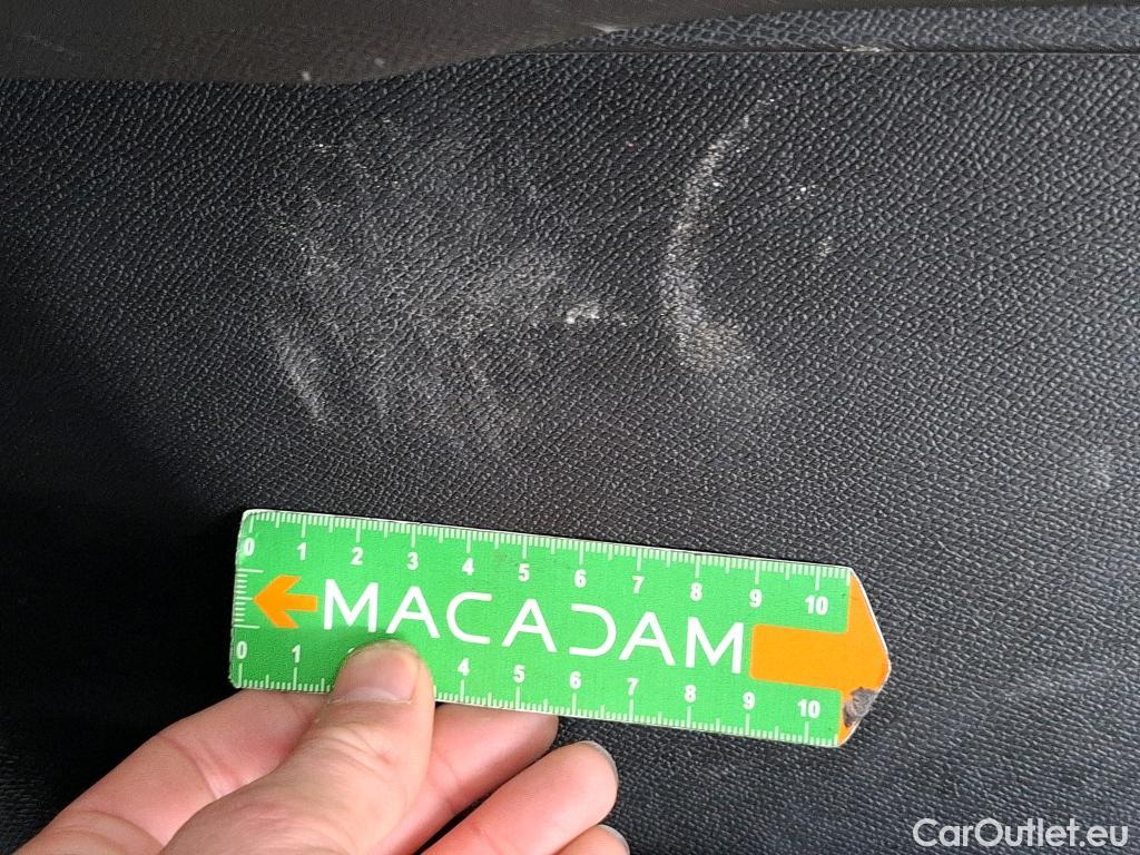  Peugeot  5008  Active Business 1.2 PureTech 130CV BVM6 7 Sieges E6 #47