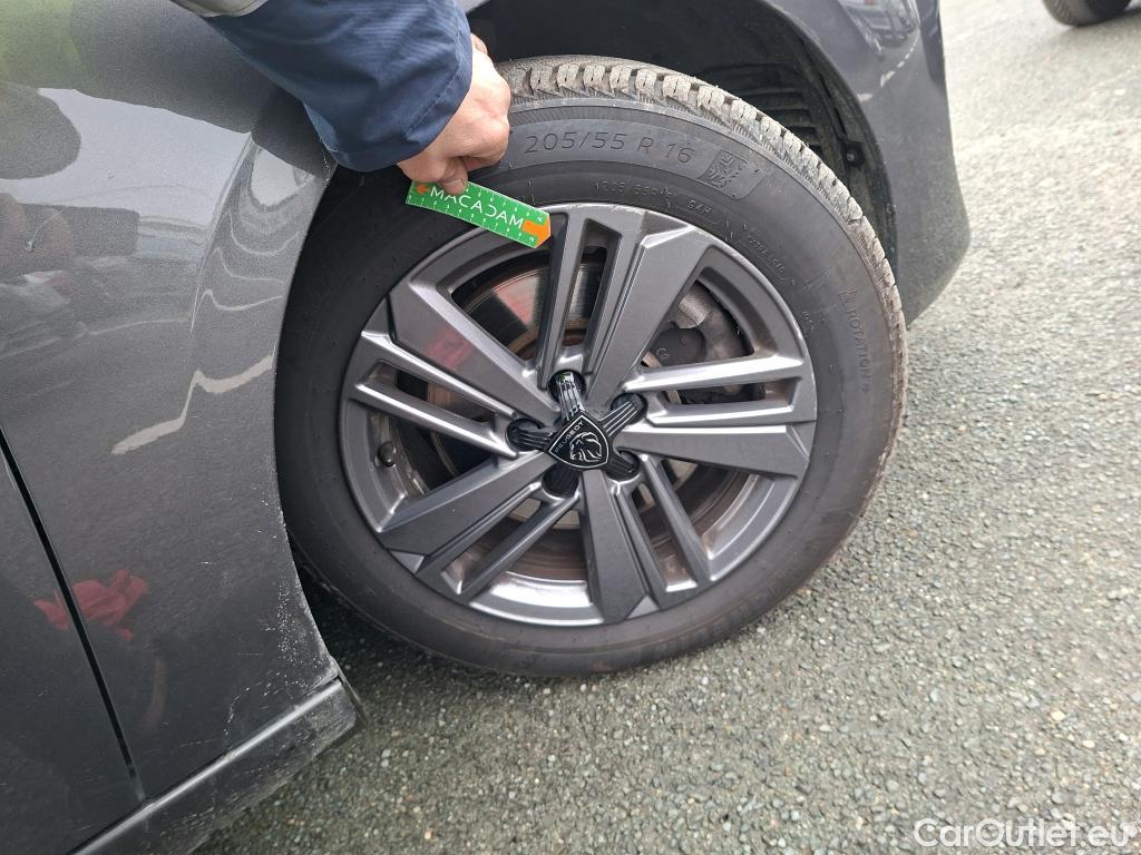  Peugeot  308 PEUGEOT  SW / 2021 / 5P / Break BlueHDi 130 ACTIVE PACK #24