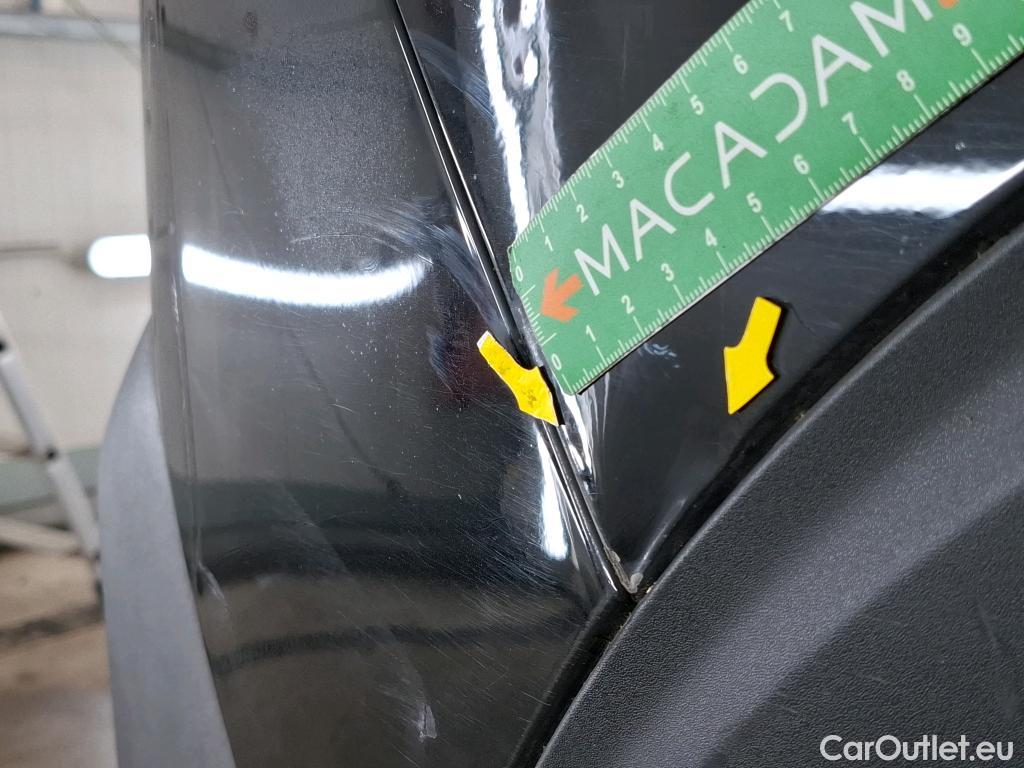  Peugeot  5008  Active Business 1.2 PureTech 130CV BVM6 7 Sieges E6 #6