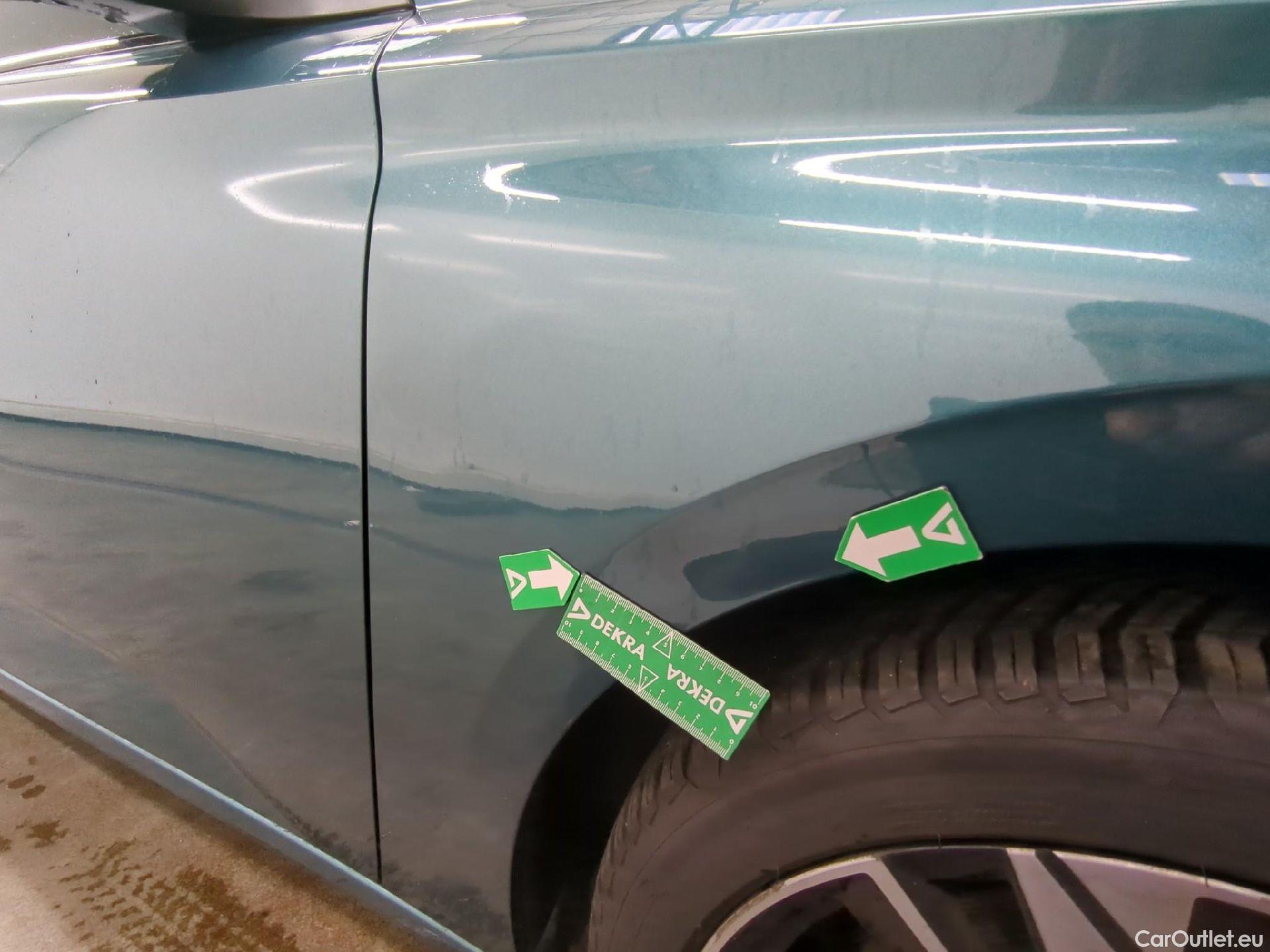  Peugeot  308 PEUGEOT  SW / 2021 / 5P / Break BlueHDi 130 EAT8 ALLURE #20