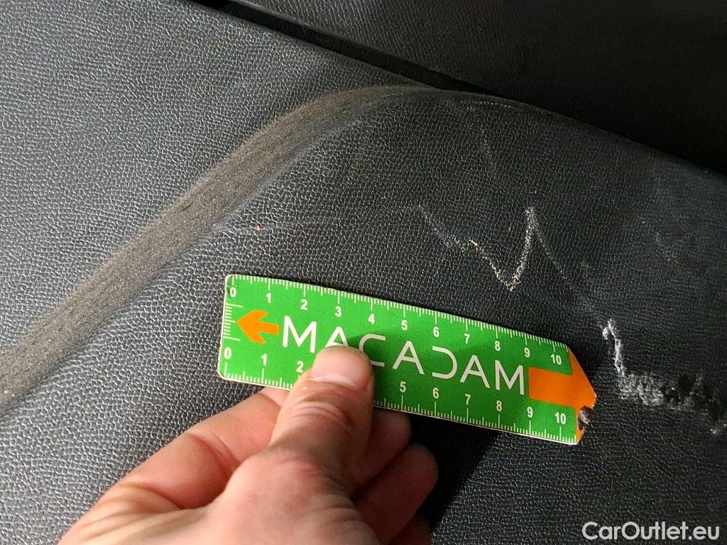  Peugeot  5008  Active Business 1.2 PureTech 130CV BVM6 7 Sieges E6 #40