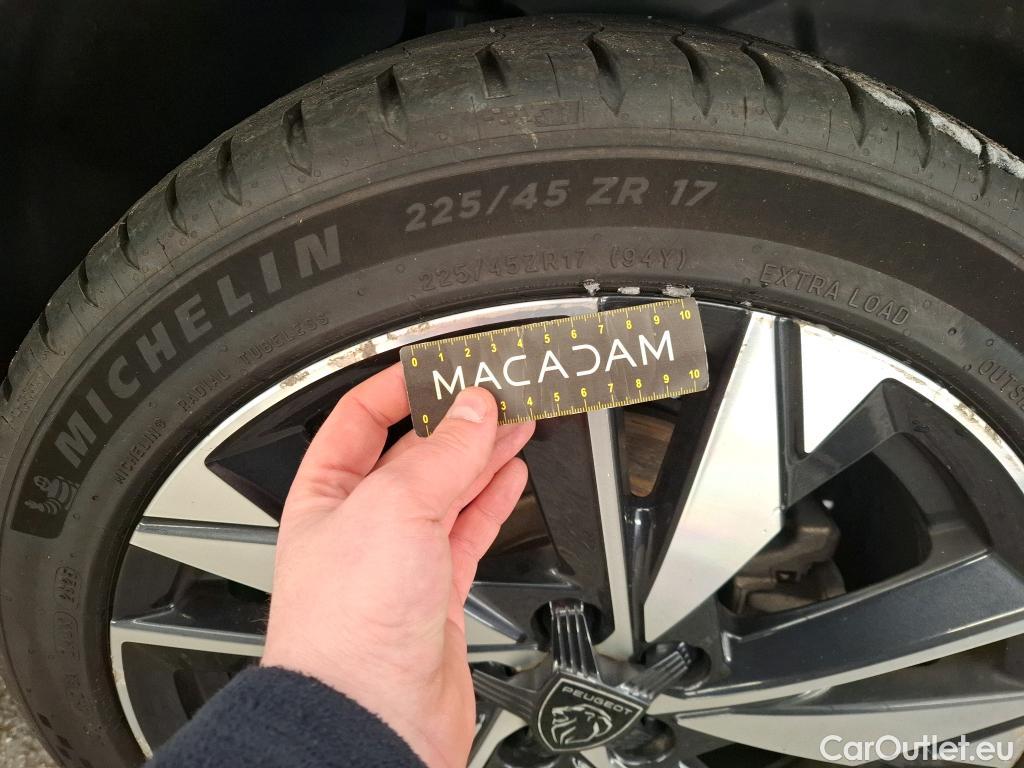  Peugeot  308  Allure 1.5 HDi 130CV BVA8 E6d #13