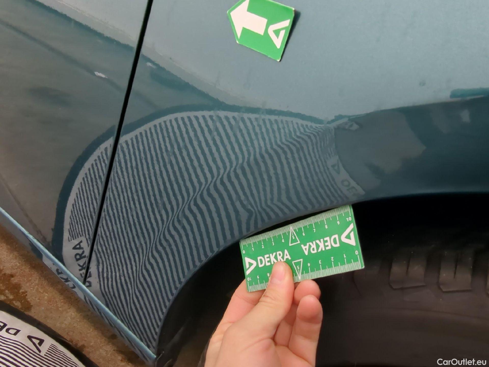  Peugeot  308 PEUGEOT  SW / 2021 / 5P / Break BlueHDi 130 EAT8 ALLURE #22