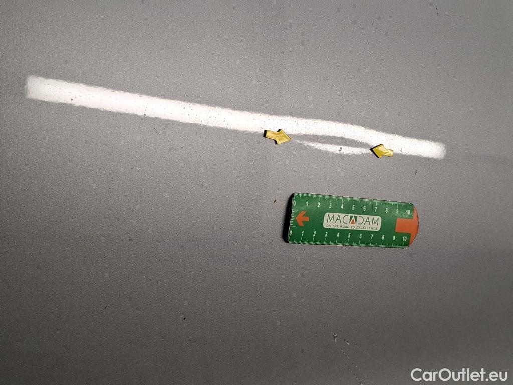  Peugeot  308 PEUGEOT  / 2017 / 5P / Berline Puretech 130 S&S EAT8 Allure #2