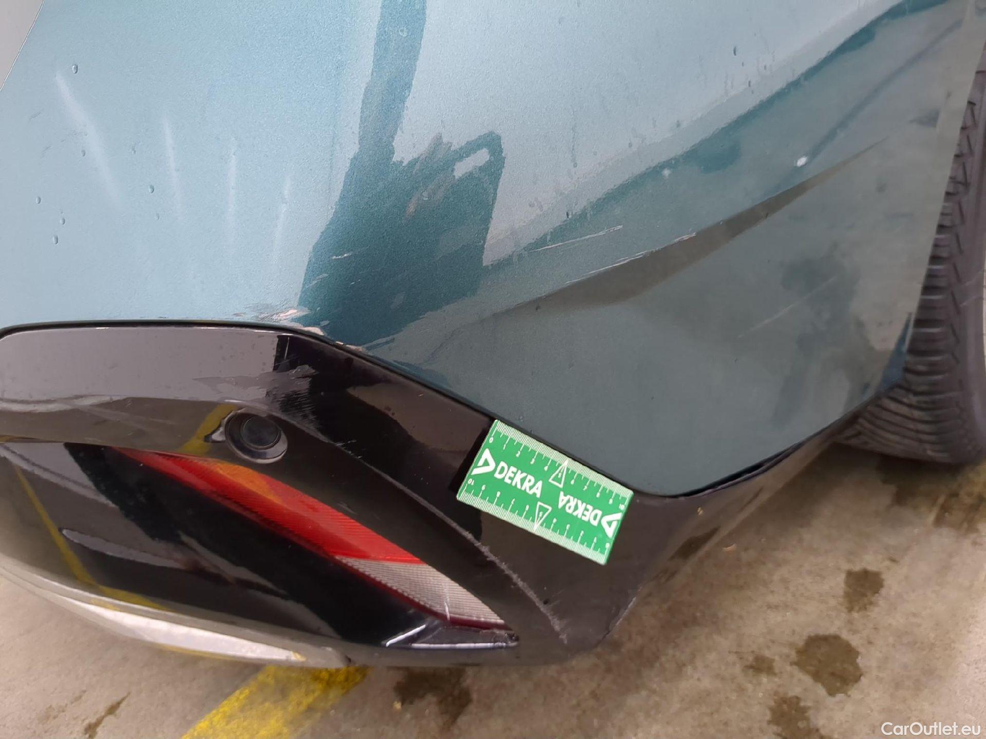  Peugeot  308 PEUGEOT  SW / 2021 / 5P / Break BlueHDi 130 EAT8 ALLURE #28