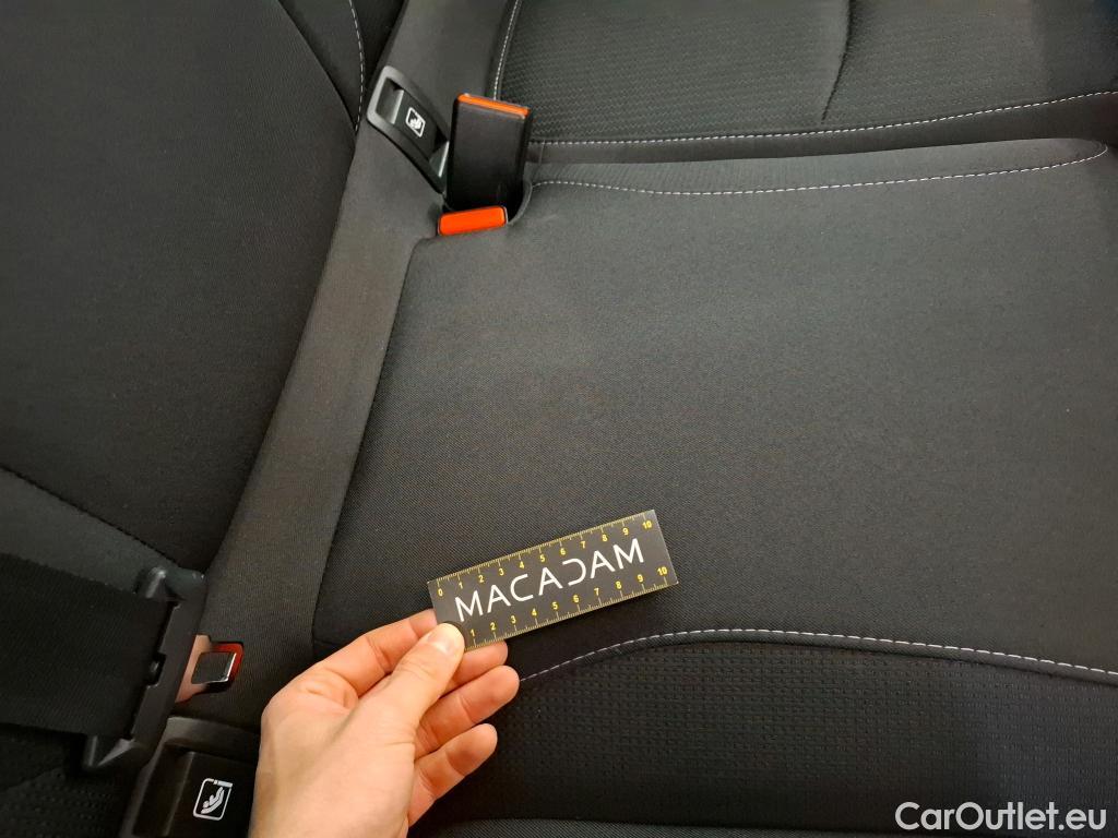  Renault  Megane  IV Berline 5pt. Business 1.5 dCi 115CV BVM6 E6d #32