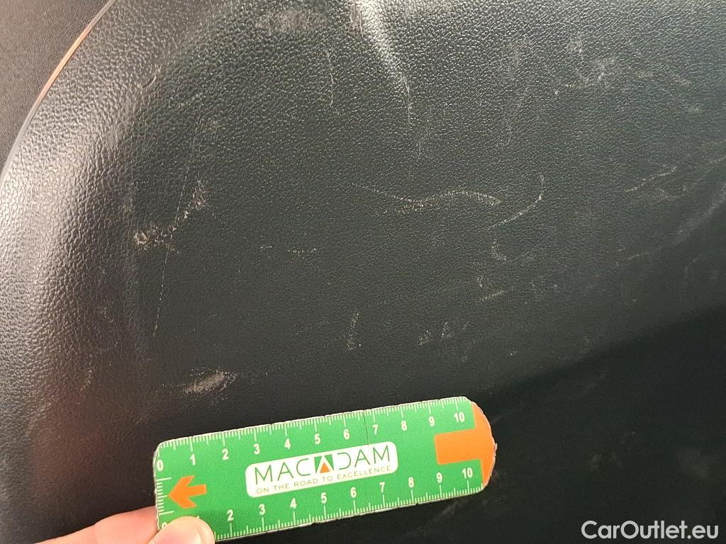  Renault  Captur  Business 1.5 dCi 110CV BVM6 E6 #26