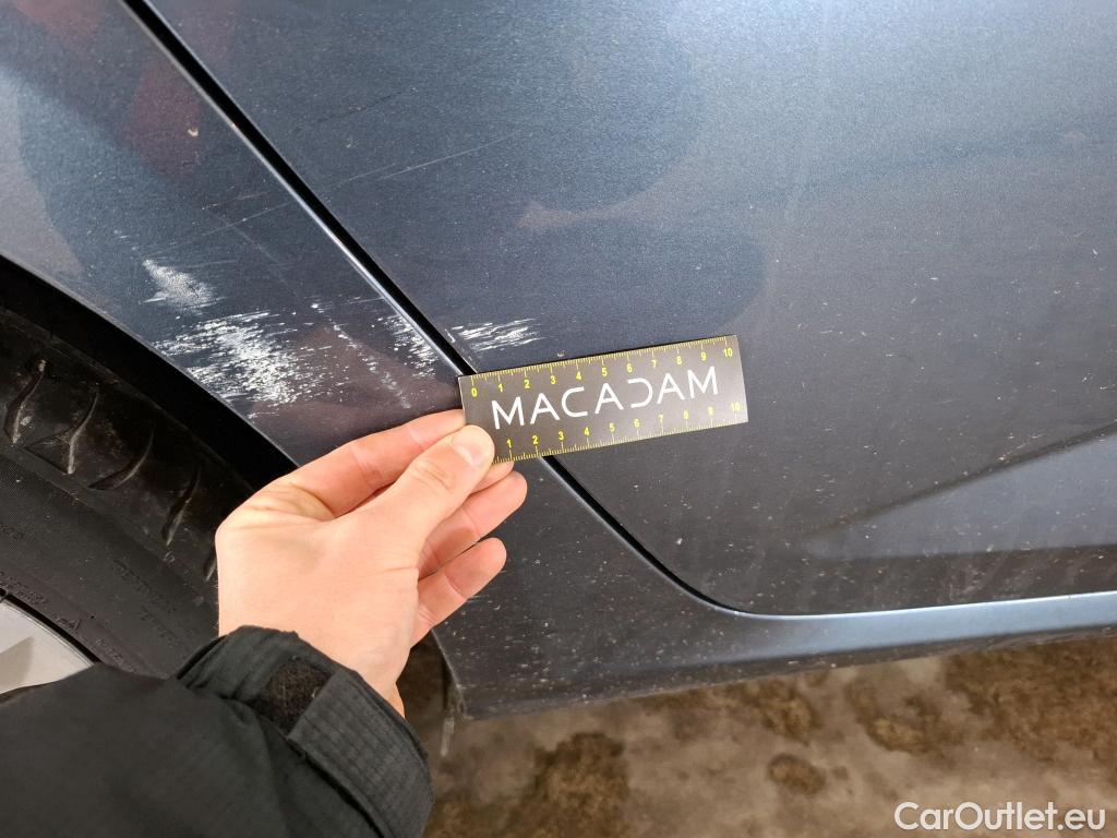  Renault  Megane  IV Berline 5pt. Business 1.5 dCi 115CV BVM6 E6d #38