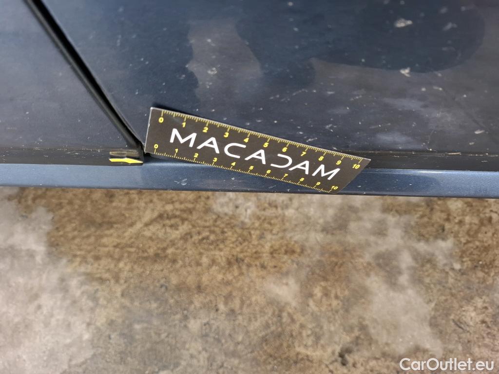  Renault  Megane  IV Berline 5pt. Business 1.5 dCi 115CV BVM6 E6d #28