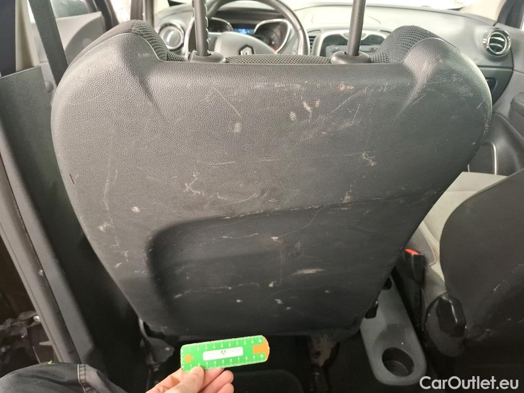  Renault  Captur  Business 1.5 dCi 110CV BVM6 E6 #29