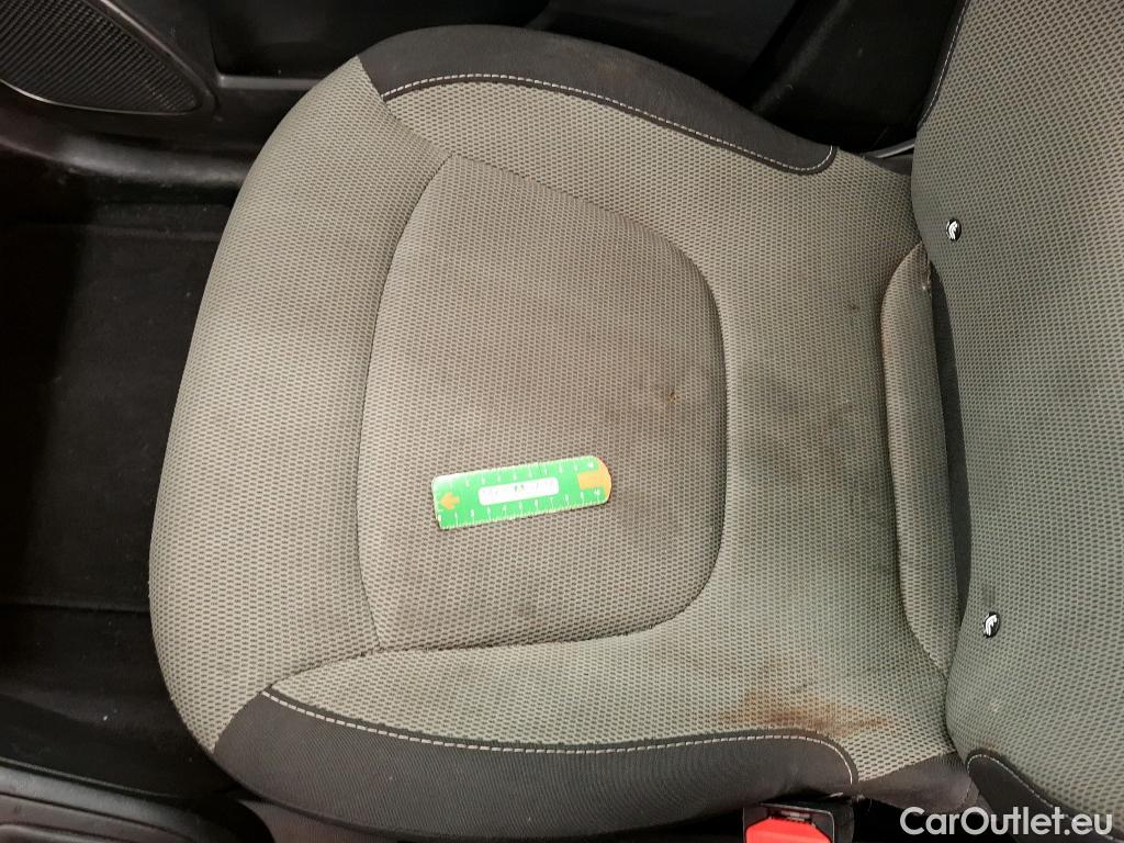  Renault  Captur  Business 1.5 dCi 110CV BVM6 E6 #42